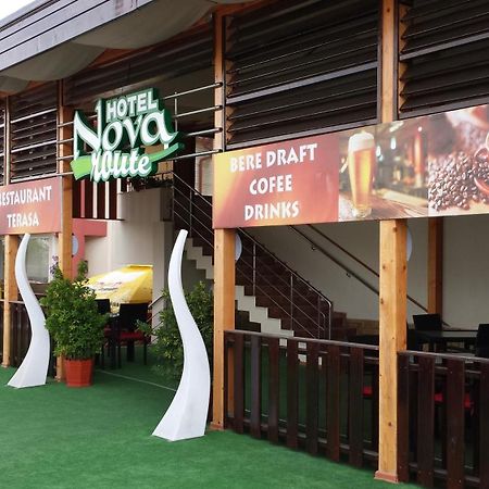 Hostel Nova Route Năvodari Екстериор снимка