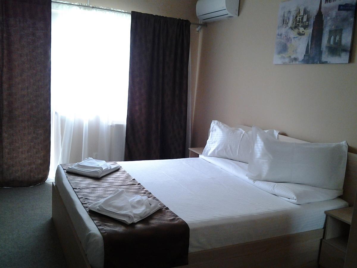 Hostel Nova Route Năvodari Екстериор снимка
