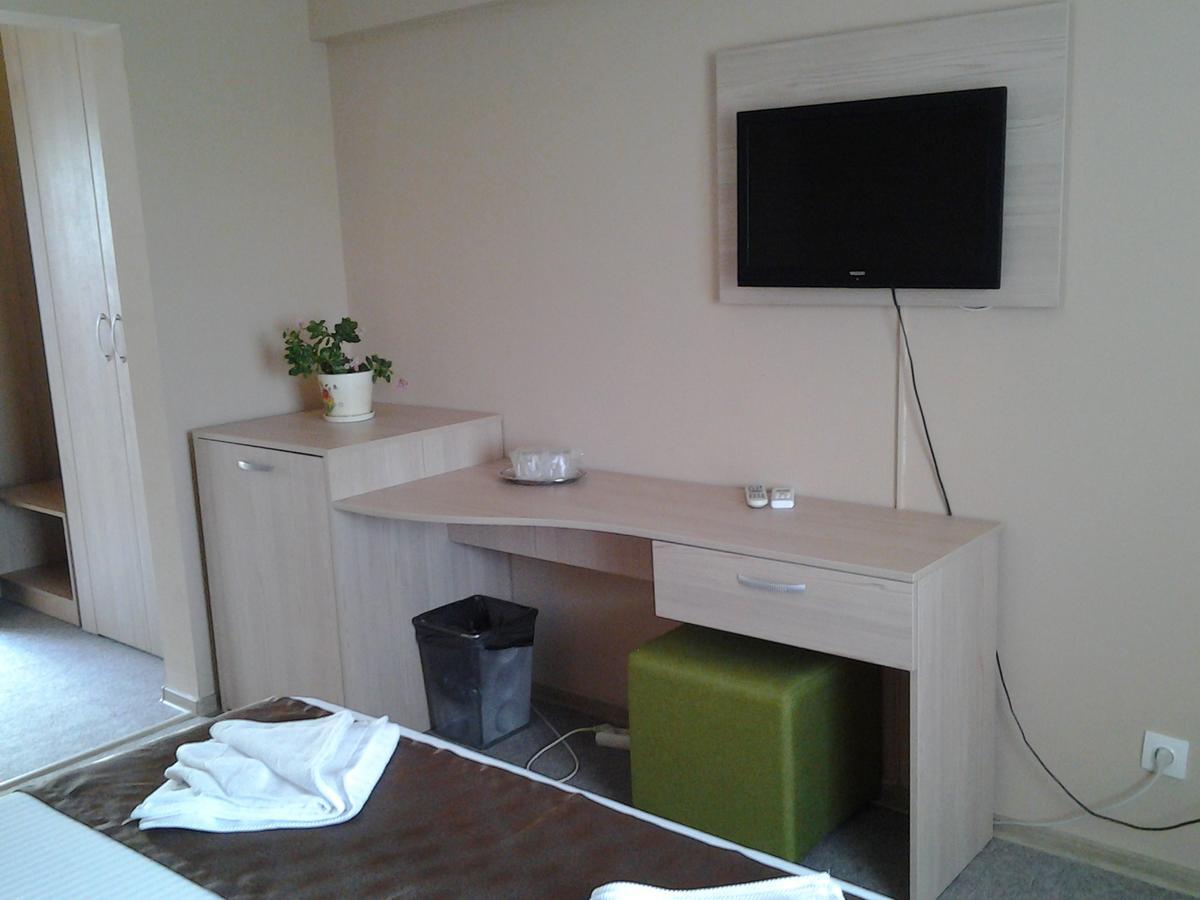 Hostel Nova Route Năvodari Екстериор снимка