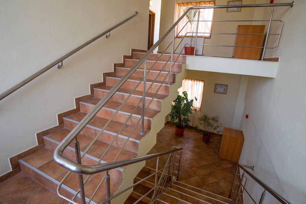 Hostel Nova Route Năvodari Екстериор снимка