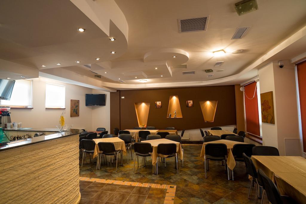 Hostel Nova Route Năvodari Екстериор снимка